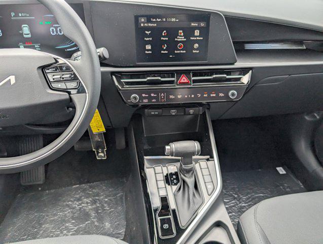 2025 Kia Niro LX