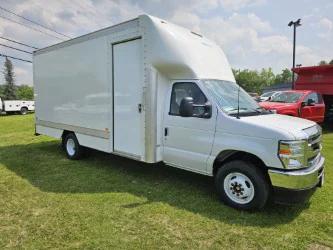 2026 Ford E-350 Cutaway Base
