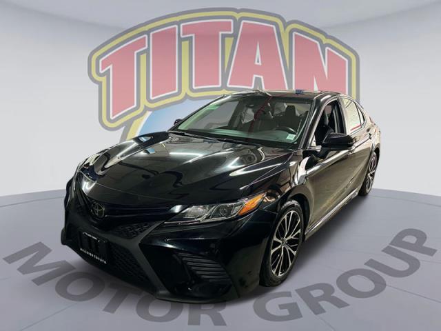2019 Toyota Camry SE [4]