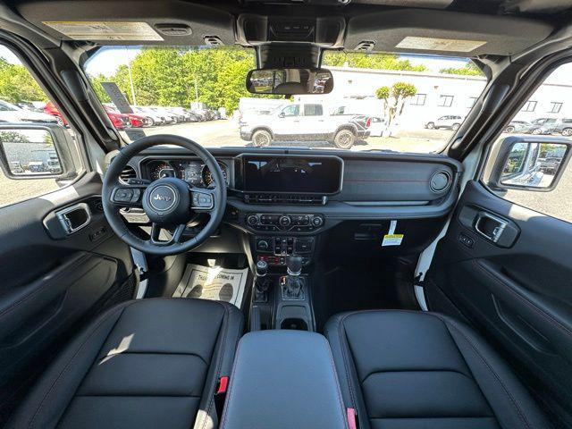 2025 Jeep Gladiator GLADIATOR RUBICON 4X4