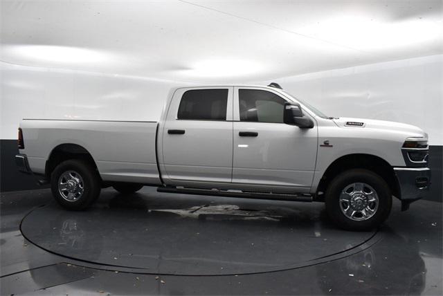 2025 RAM Ram 3500 RAM 3500 TRADESMAN CREW CAB 4X4 8 BOX