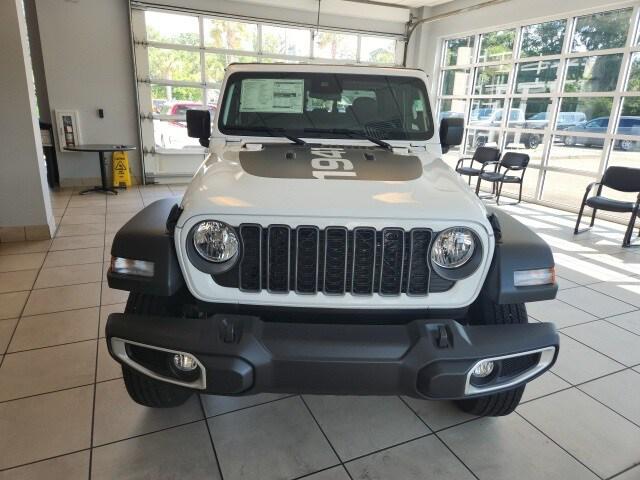 2025 Jeep Gladiator GLADIATOR SPORT S 4X4 2025 Jeep Gladiator GLADIATOR SPORT S 4X4