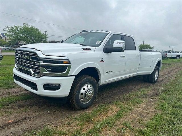2025 RAM Ram 3500 RAM 3500 LIMITED LONGHORN CREW CAB 4X4 8 BOX 2025 RAM Ram 3500 RAM 3500 LIMITED LONGHORN CREW CAB 4X4 8 BOX