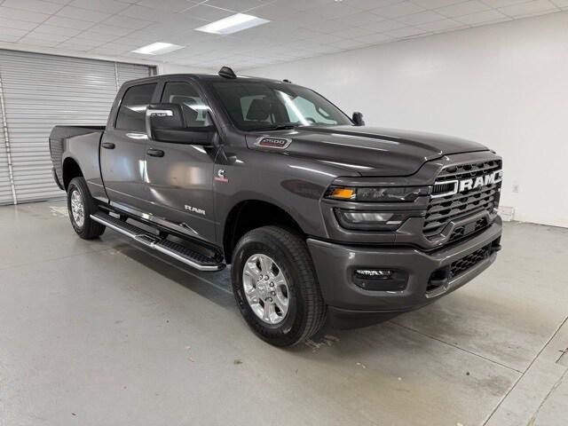 2025 RAM Ram 2500 RAM 2500 BIG HORN CREW CAB 4X4 64 BOX