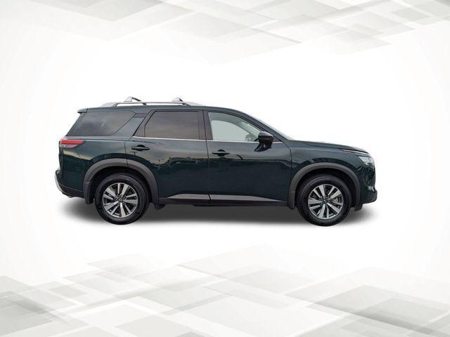 2024 Nissan Pathfinder SL FWD