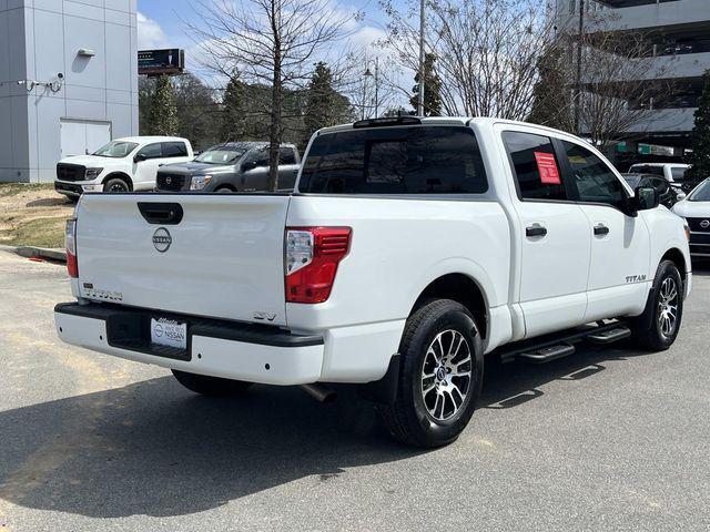 2024 Nissan TITAN Crew Cab SV 4x2