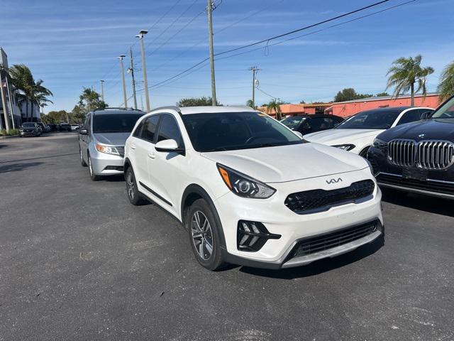 2022 Kia Niro LXS 2022 Kia Niro LXS