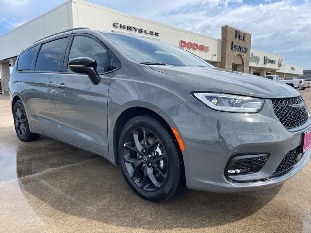 2025 Chrysler Pacifica PACIFICA LIMITED