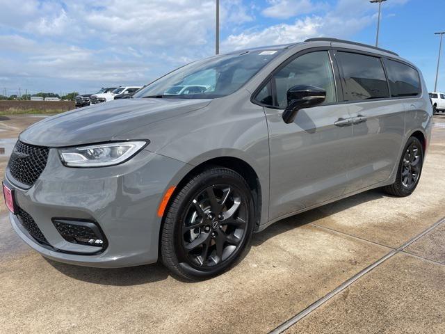 2025 Chrysler Pacifica PACIFICA LIMITED
