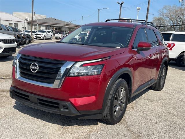 2022 Nissan Pathfinder SV 2WD