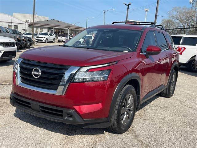 2022 Nissan Pathfinder SV 2WD