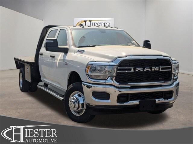 2024 RAM Ram 3500 Chassis Cab RAM 3500 TRADESMAN CREW CAB CHASSIS 4X4 60 CA