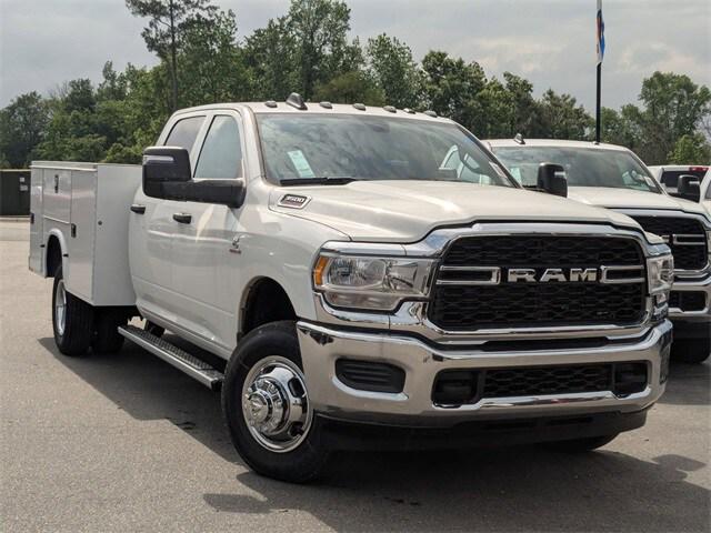 2024 RAM Ram 3500 Chassis Cab RAM 3500 TRADESMAN CREW CAB CHASSIS 4X4 60 CA