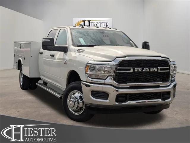 2024 RAM Ram 3500 Chassis Cab RAM 3500 TRADESMAN CREW CAB CHASSIS 4X4 60 CA