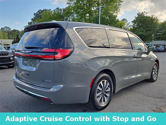 2022 Chrysler Pacifica Hybrid Touring L