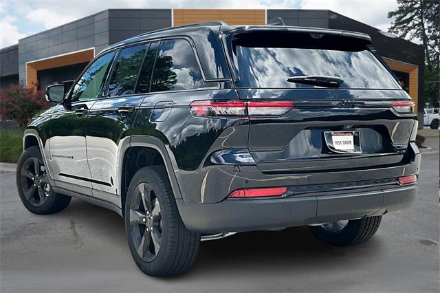 2025 Jeep Grand Cherokee GRAND CHEROKEE LIMITED 4X2
