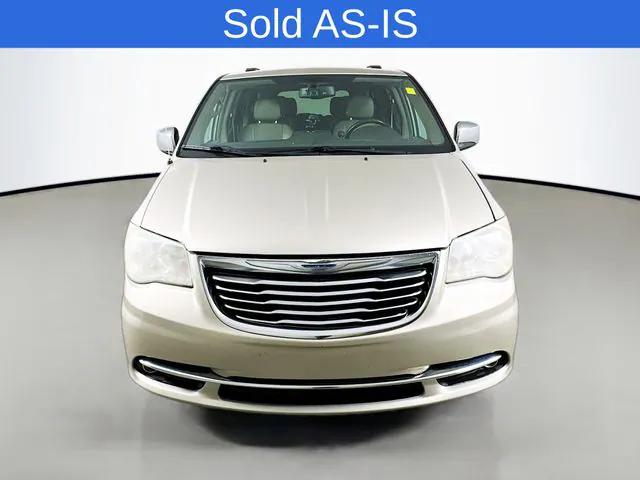 2013 Chrysler Town and Country Touring-L
