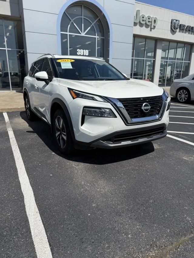 2023 Nissan Rogue SL FWD