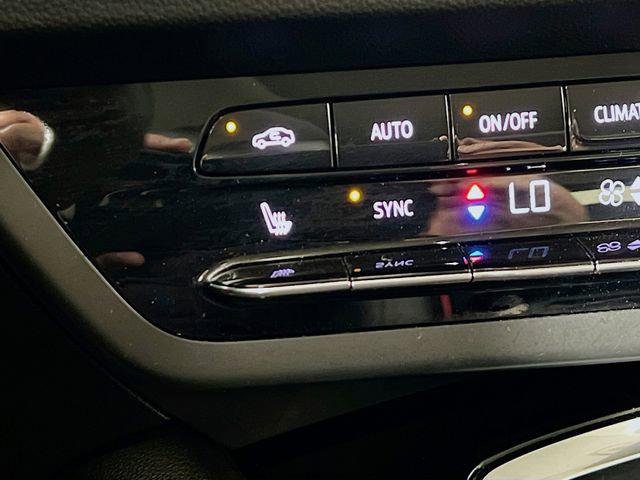2023 Buick Envision Essence FWD