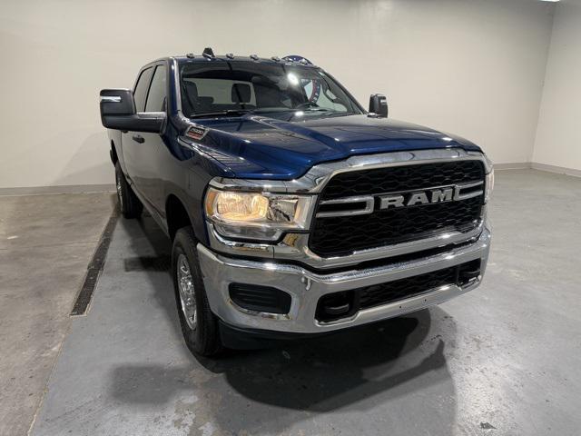 2024 RAM 2500 Tradesman Crew Cab 4x4 64 Box