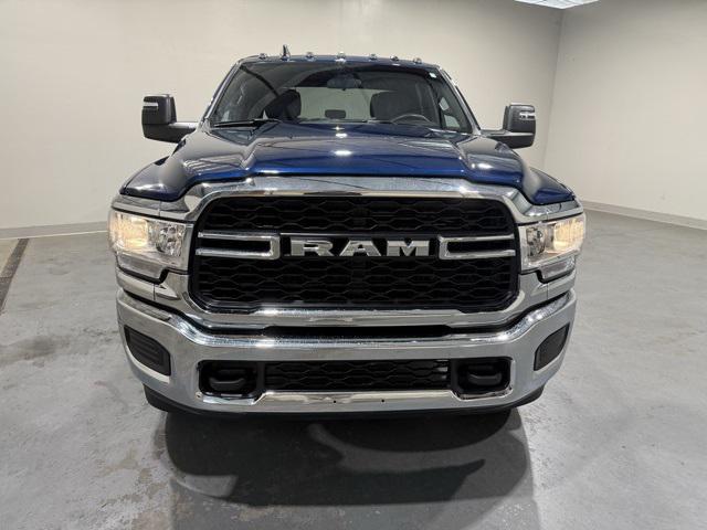 2024 RAM 2500 Tradesman Crew Cab 4x4 64 Box