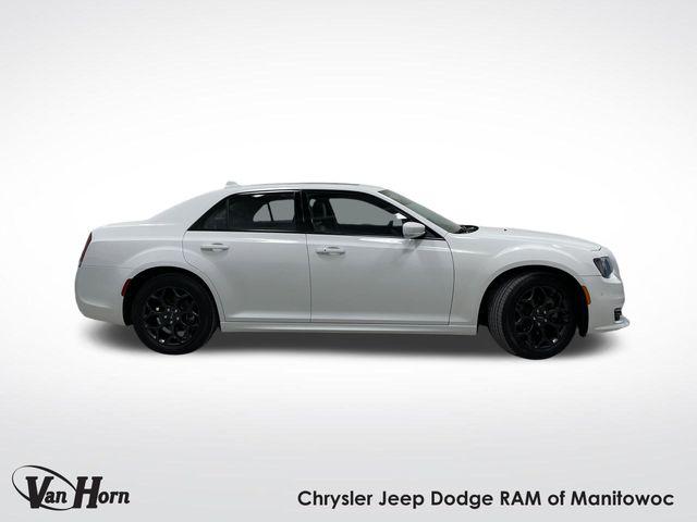 2023 Chrysler 300 Touring-L AWD