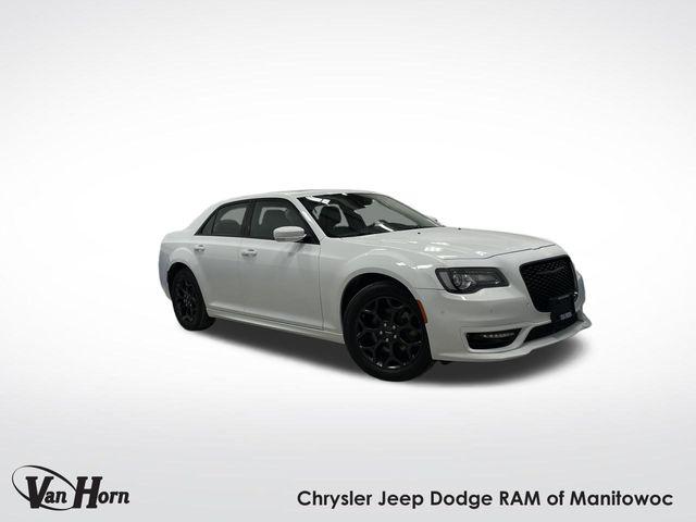 2023 Chrysler 300 Touring-L AWD