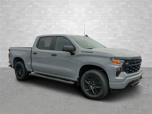 2024 Chevrolet Silverado 1500 4WD Crew Cab Short Bed Custom