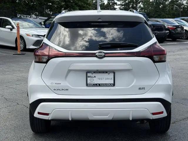 2022 Nissan Kicks SR Xtronic CVT