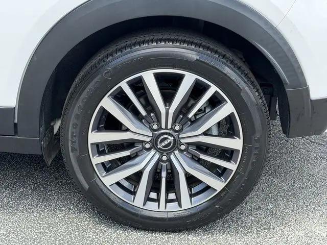 2022 Nissan Kicks SR Xtronic CVT