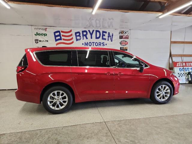 2025 Chrysler Pacifica PACIFICA SELECT AWD
