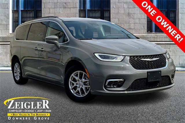 2022 Chrysler Pacifica Touring L
