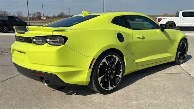 2021 Chevrolet Camaro RWD Coupe 2SS