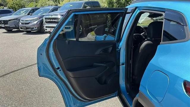 2025 Chevrolet Trax FWD 2RS