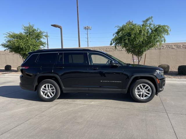 2021 Jeep Grand Cherokee L Laredo 4x2