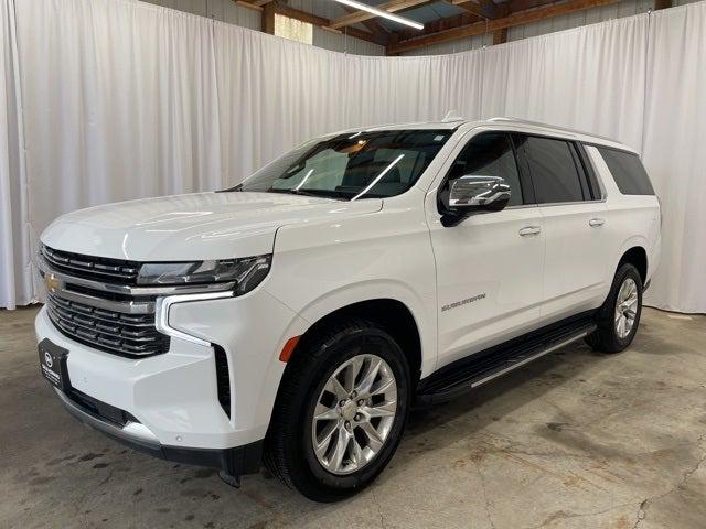 2023 Chevrolet Suburban 4WD Premier