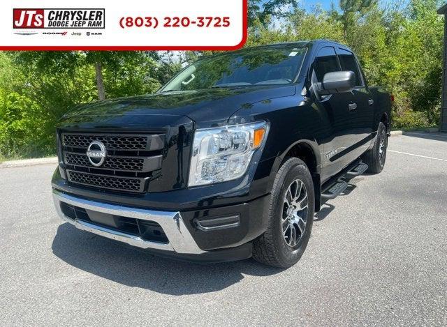 2023 Nissan TITAN Crew Cab SV 4x2