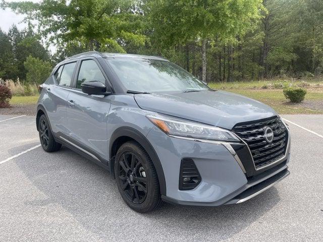 2023 Nissan Kicks SR Xtronic CVT