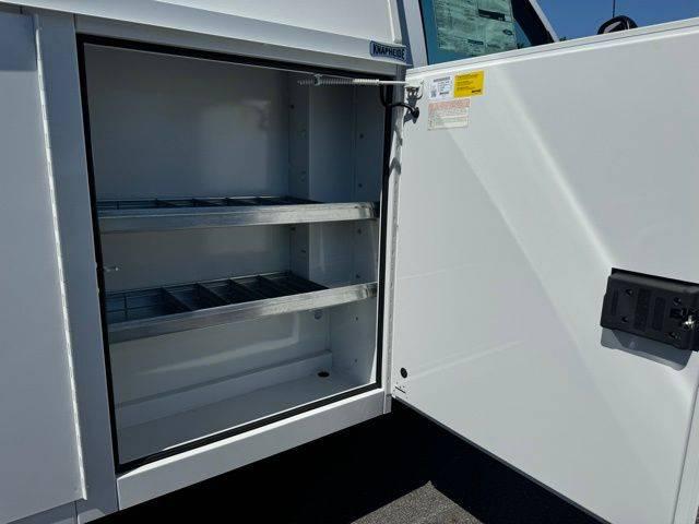 2025 Ford E-350 Cutaway E-Series Cutaway