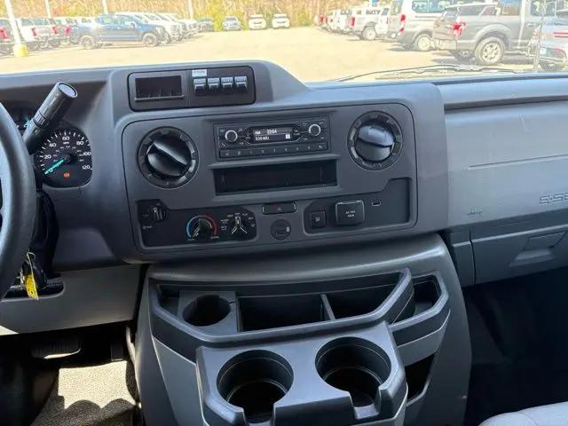 2025 Ford E-350 Cutaway E-Series Cutaway