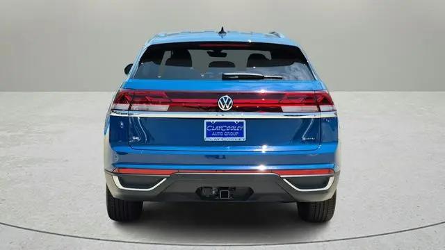 2025 Volkswagen Atlas Cross Sport 2.0T SE w/Technology
