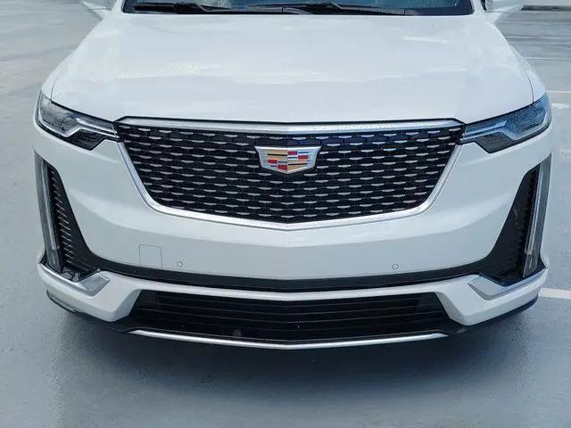 2025 Cadillac XT6 FWD Luxury
