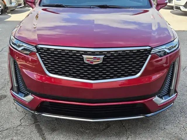 2025 Cadillac XT6 FWD Luxury