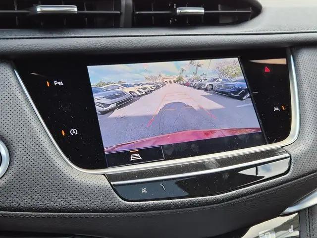 2025 Cadillac XT6 FWD Luxury
