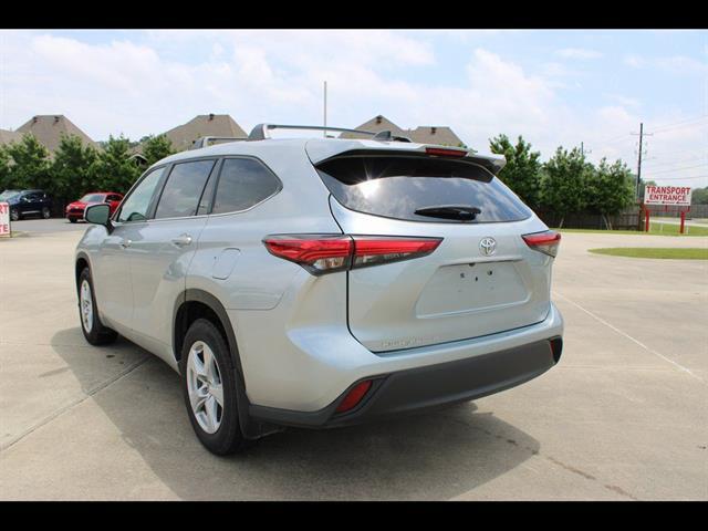 2023 Toyota Highlander LE