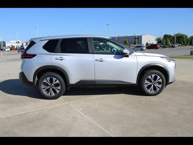 2023 Nissan Rogue SV FWD