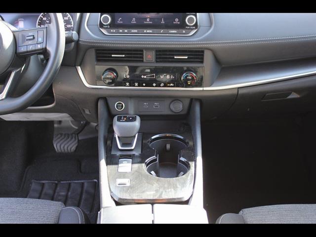 2023 Nissan Rogue SV FWD