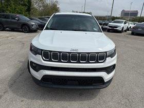 2022 Jeep Compass Latitude FWD