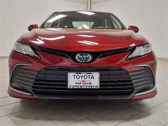 2022 Toyota Camry LE Hybrid