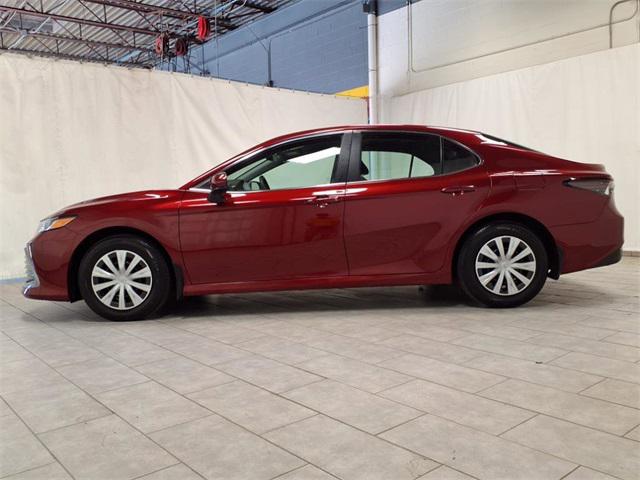 2022 Toyota Camry LE Hybrid